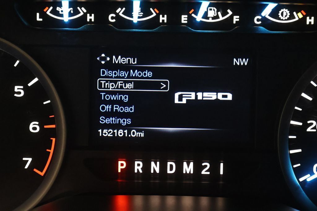 Used 2016 Ford F150 XLT w/ Equipment Group 302A Luxury AWD/4WD image 22