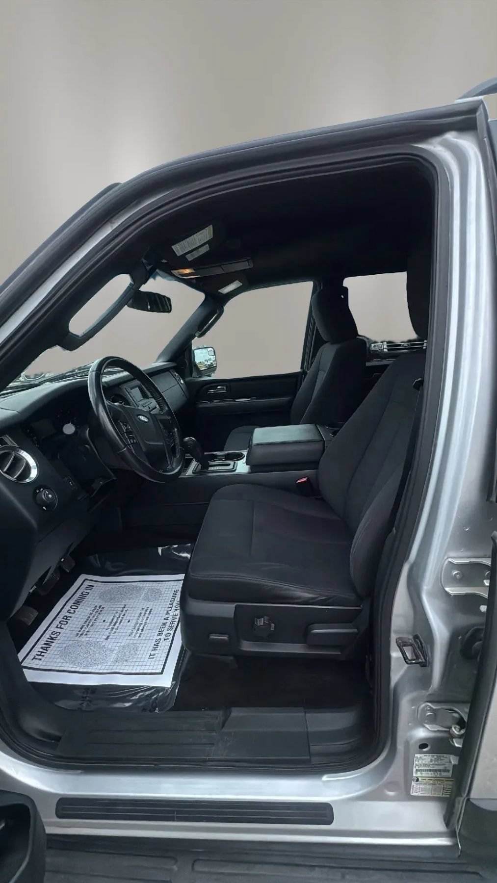 Used 2017 Ford Expedition XL AWD/4WD image 9