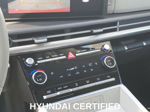 Certified 2025 Hyundai Santa Fe SEL FWD image 19
