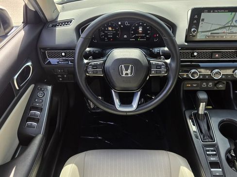 Used 2024 Honda Civic Touring image 12