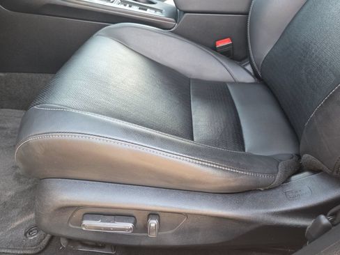 Used 2024 Honda Civic Touring image 17