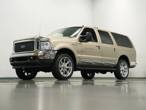 Used 2000 Ford Excursion XLT image 20