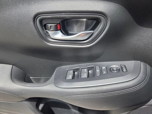 Used 2023 Honda HR-V LX image 20