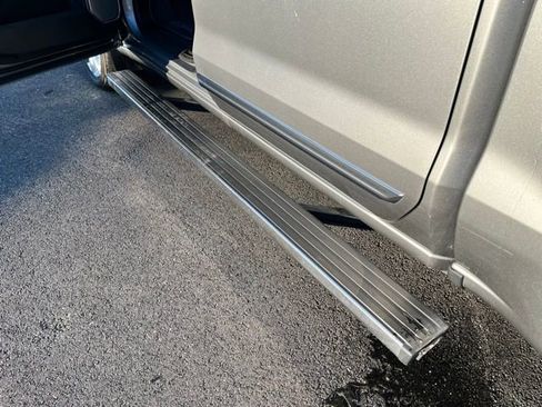 Used 2024 Chevrolet Silverado 1500 High Country w/ High Country Premium Package image 16