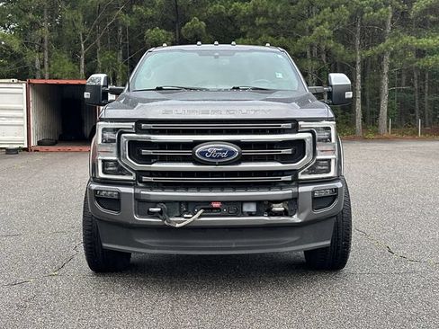 Used 2022 Ford F350 Platinum AWD/4WD image 2