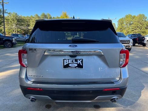 Used 2023 Ford Explorer Limited w/ Equipment Group 301A image 32