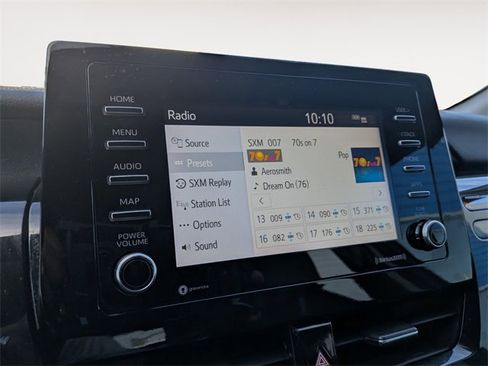 Used 2022 Toyota Camry SE w/ Cold Weather Package image 20