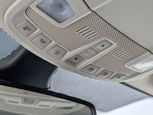 Used 2022 Ford Edge SEL w/ Convenience Package image 25