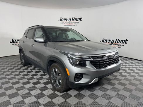 Used 2024 Kia Seltos S image 6