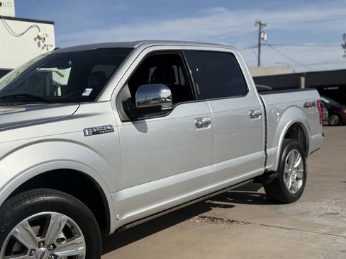 Used 2017 Ford F150 Platinum w/ Equipment Group 701A Luxury AWD/4WD image 14