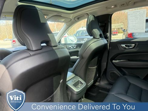 Certified 2023 Volvo XC60 B5 Plus w/ Climate Package AWD/4WD image 21
