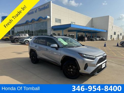 Used 2023 Toyota RAV4 SE w/ Convenience Package AWD/4WD image 1