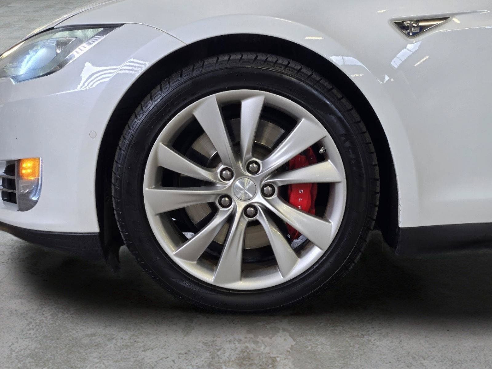 Used 2015 Tesla Model S P85D AWD/4WD image 11