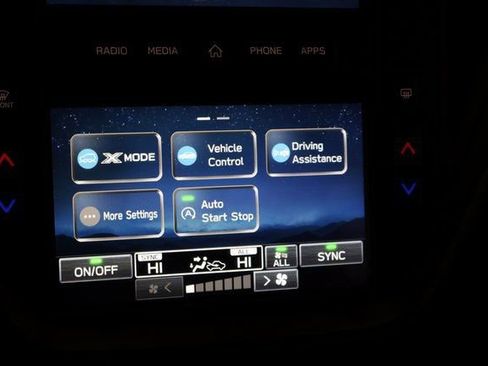 Certified 2024 Subaru Crosstrek 2.0i image 25