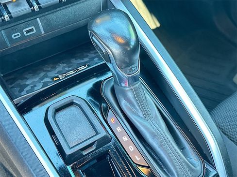 Used 2023 Chevrolet Colorado LT w/ LT Convenience Package II image 17