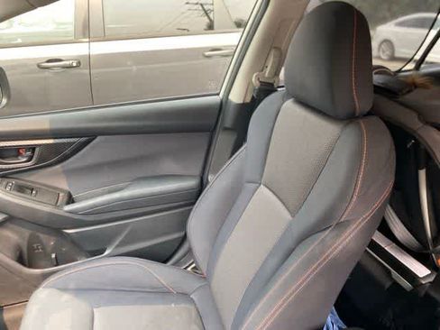 Used 2018 Subaru Crosstrek 2.0i Premium AWD/4WD image 23