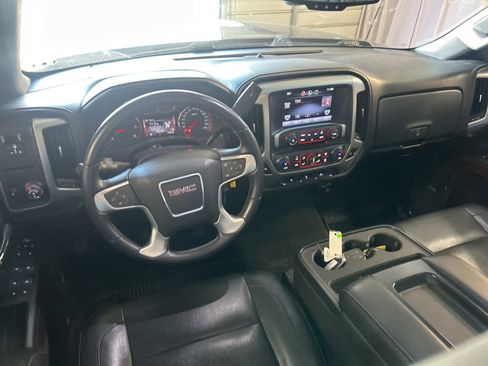 Used 2015 GMC Sierra 1500 SLT w/ SLT Crew Cab Value Package image 24