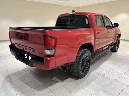 Used 2022 Toyota Tacoma SR w/ SR Convenience Package RWD image 5
