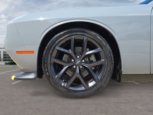 Used 2022 Dodge Challenger GT w/ Blacktop Package image 10
