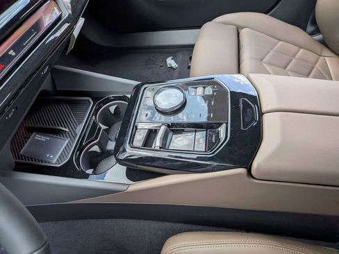 New 2026 BMW 530i xDrive w/ Premium Package image 14