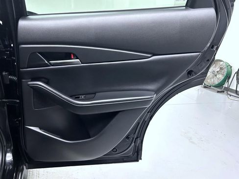 Used 2025 MAZDA CX-30 AWD 2.5 S w/ Preferred Package image 17