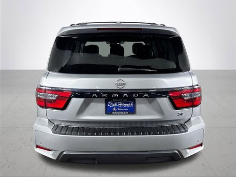 Used 2022 Nissan Armada SL image 7