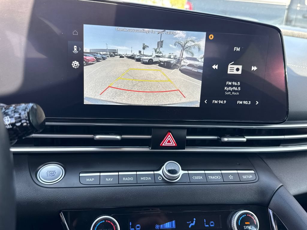 Used 2025 Hyundai Elantra SEL FWD image 26