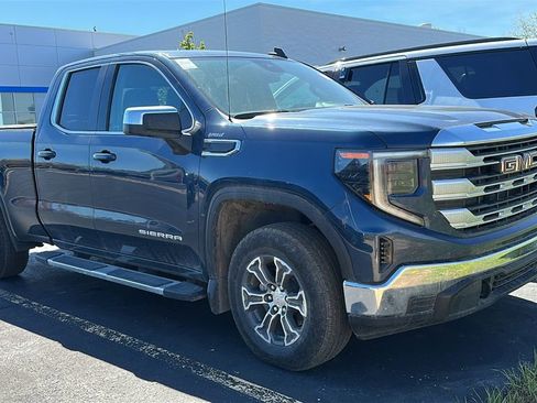 Used 2023 GMC Sierra 1500 SLE w/ Preferred Package AWD/4WD image 2