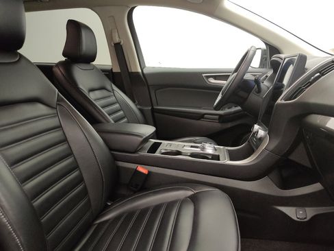 Used 2023 Ford Edge SEL image 21