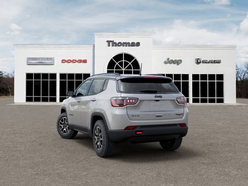 New 2026 Jeep Compass Trailhawk w/ Sun, Sound & Navigation Group AWD/4WD image 3