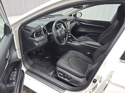 Used 2020 Toyota Camry LE w/ Carpet Mat Package FWD image 28