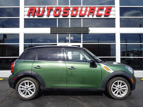 Used 2015 MINI Cooper Countryman image 1