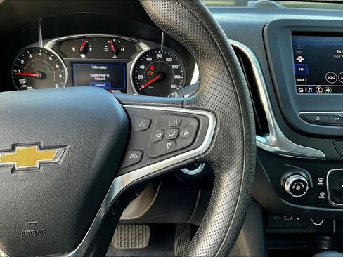 Used 2023 Chevrolet Equinox LT FWD image 11