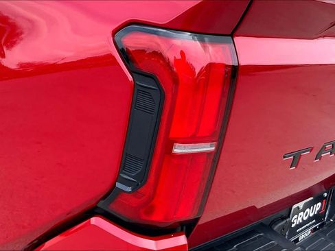 Used 2025 Toyota Tacoma SR5 image 28