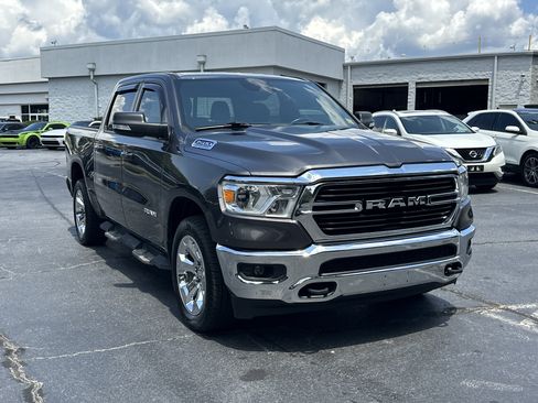 Used 2021 RAM 1500 Big Horn AWD/4WD image 2
