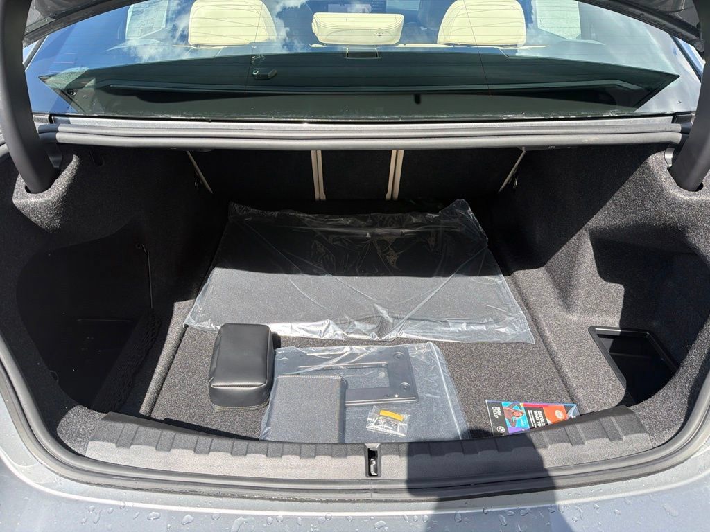 New 2026 BMW 330i Sedan w/ Parking Assistance Package RWD image 15