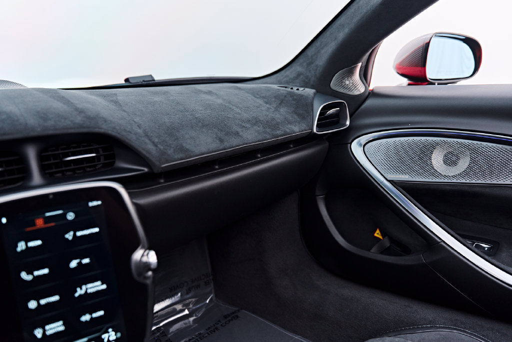 Used 2025 McLaren Artura Spider RWD image 71