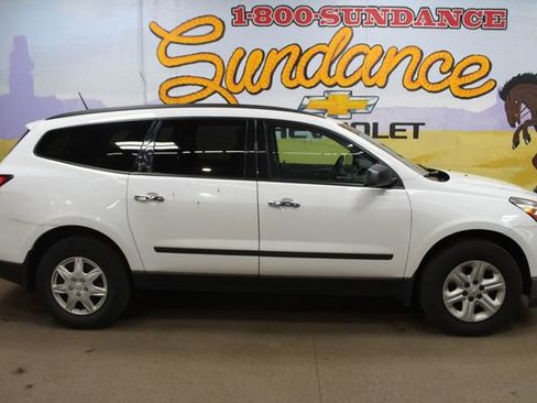 Used 2017 Chevrolet Traverse LS AWD/4WD image 1