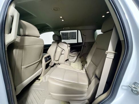 Used 2016 Chevrolet Tahoe LT w/ Luxury Package RWD image 29