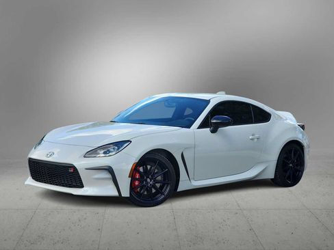 Used 2025 Toyota GR86 Premium w/ Performance Package RWD image 1