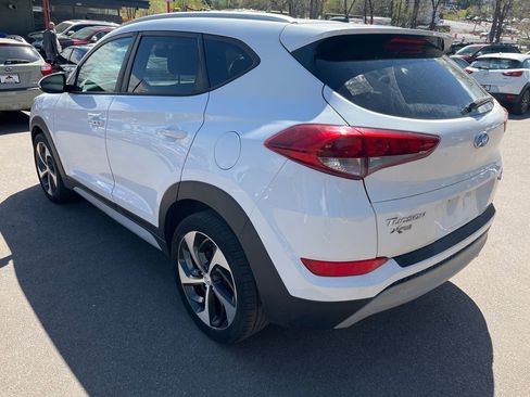Used 2017 Hyundai Tucson Sport image 5