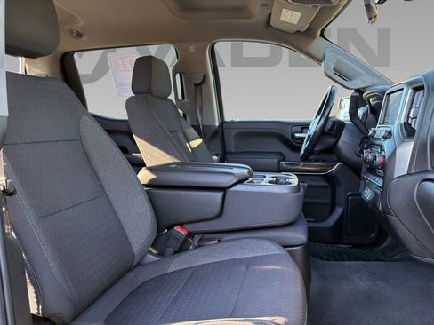 Used 2022 Chevrolet Silverado 1500 LT image 9