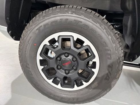 New 2025 Toyota Tacoma TRD Off-Road image 11