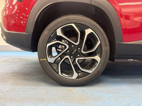 New 2026 Chevrolet Trax RS w/ Driver Confidence Package FWD image 5
