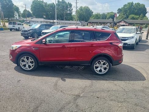 Used 2018 Ford Escape Titanium AWD/4WD image 3