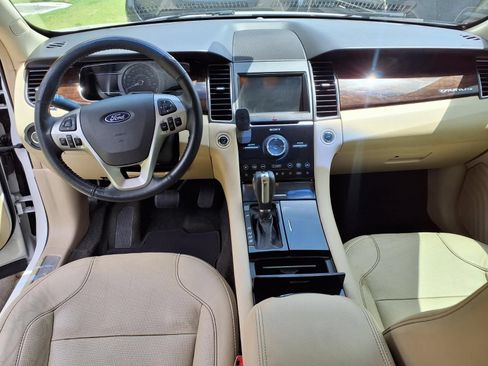 Used 2013 Ford Taurus Limited FWD image 9