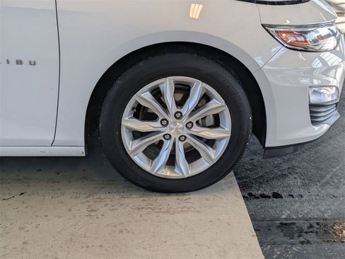 Used 2024 Chevrolet Malibu LT image 21