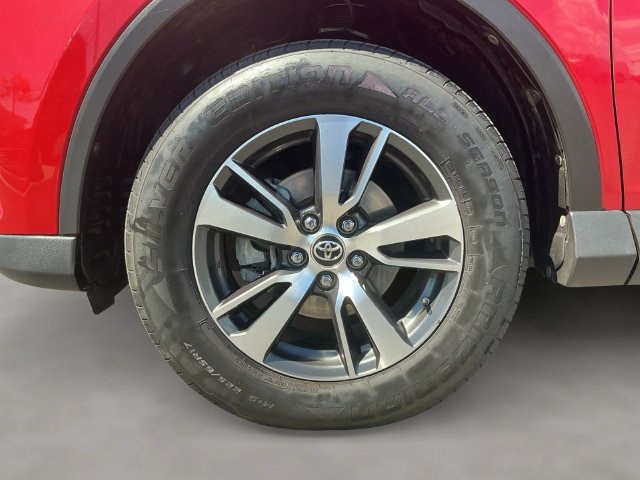 Used 2017 Toyota RAV4 XLE w/ Carpet Mat Package AWD/4WD image 22
