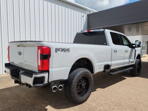 Used 2026 Ford F350 Lariat w/ Black Appearance Package AWD/4WD image 23