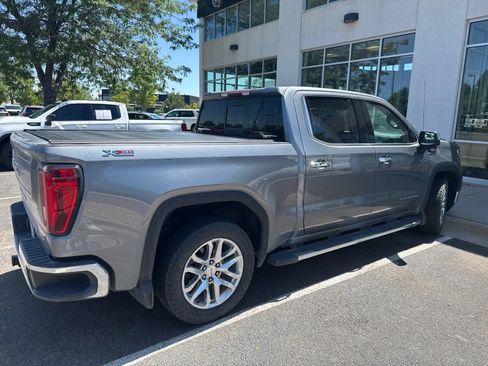 Used 2021 GMC Sierra 1500 SLT w/ SLT Premium Package AWD/4WD image 2